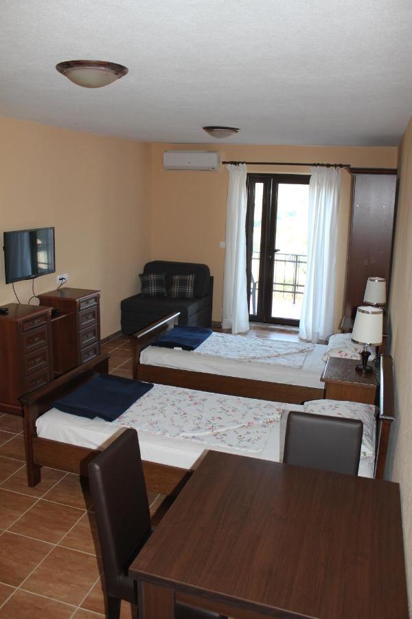 Villa Malina New Τίβατ Εξωτερικό φωτογραφία